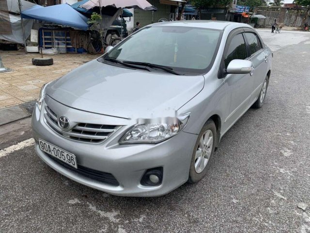 Cần bán gấp Toyota Corolla Altis 2013, 458 triệu