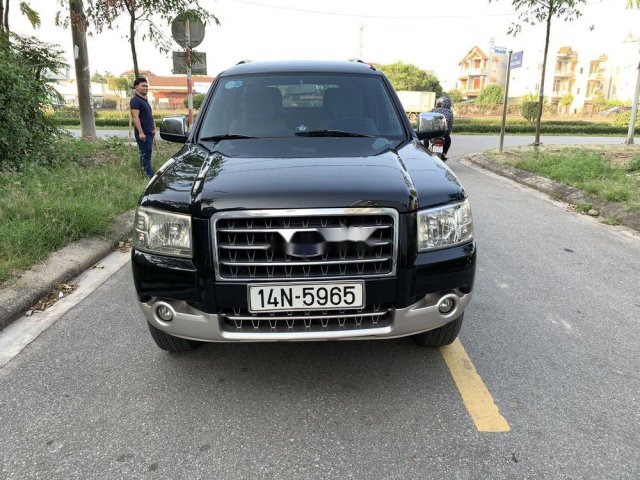 Cần bán xe Ford Everest MT sản xuất năm 2008, màu đen, nhập khẩu nguyên chiếc