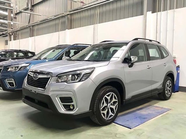 Bán ô tô Subaru Forester 2019, màu bạc, xe nhập0