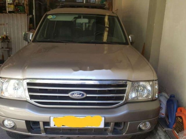 Bán Ford Everest đời 2006, màu vàng, xe nhập, 1 chủ từ đầu