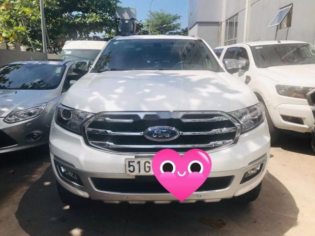 Bán Ford Everest Titanium 2019, màu trắng, nhập khẩu0