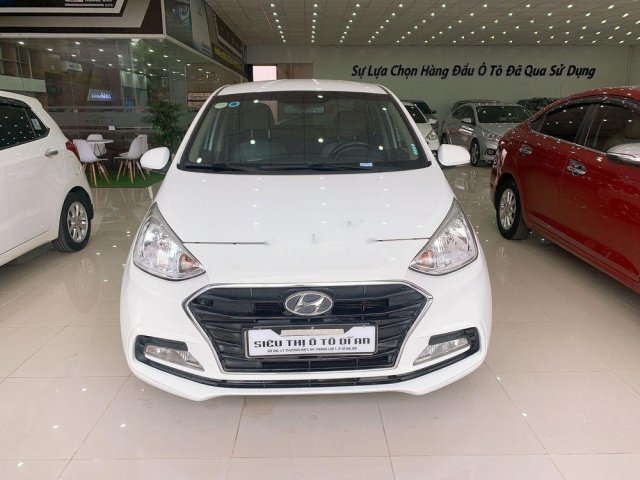 Cần bán lại xe Hyundai Grand i10 MT đời 2017, màu trắng, giá tốt