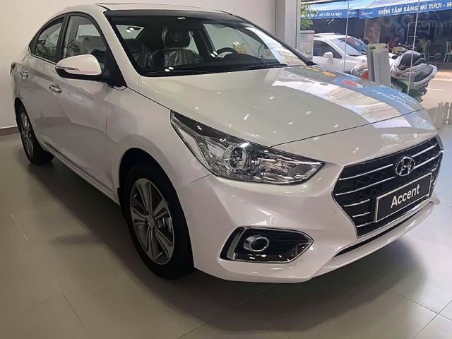 Bán Hyundai Accent đời 2019, màu trắng, giá tốt