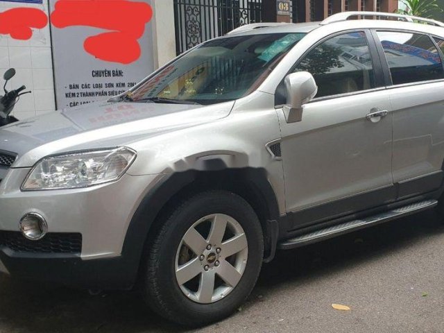 Bán xe Chevrolet Captiva sản xuất năm 2008, màu bạc, 260tr