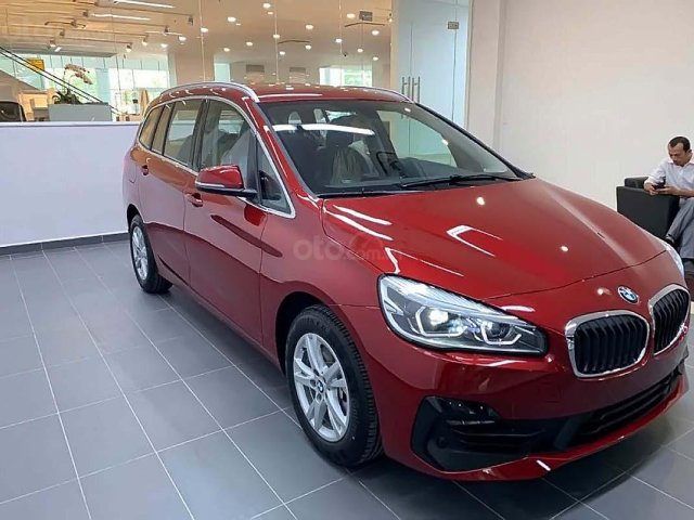 Bán BMW 2 series 218i Gran Tourer 2018, màu đỏ, nhập khẩu, mới 100%0