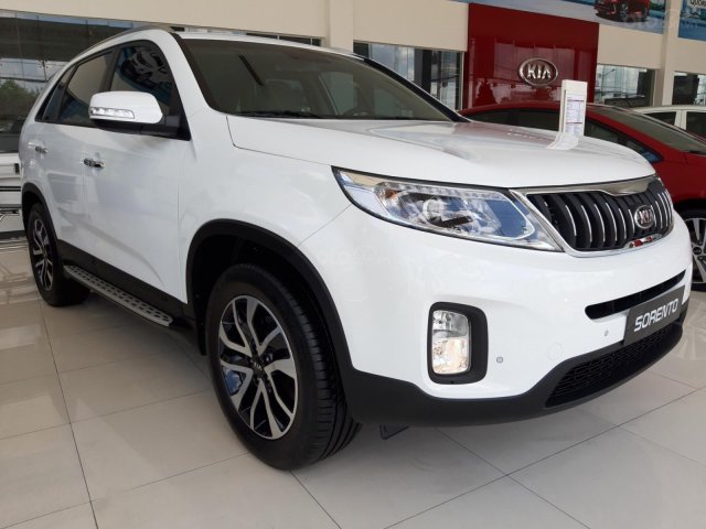 Kia Sorento 2019 xăng - dầu, hỗ trợ vay 85%. Tặng BHVC và tiền mặt - Tại Kia Biên Hòa. Liên hệ: 0901.871.6390