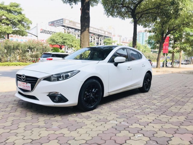 Mazda 3 bản 1.5L Hatchback phun kịch option SX 2016, mới leng keng