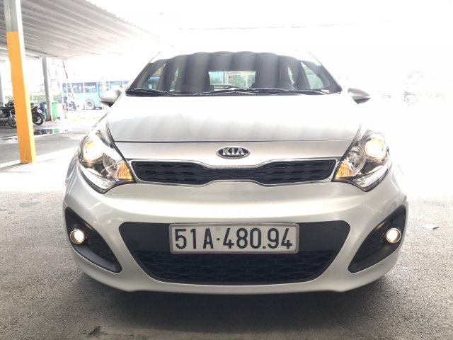 Bán Kia Rio 1.4AT màu bạc số tự động nhập Hàn Quốc 2012/ 2013 biển Sài Gòn 1 chủ