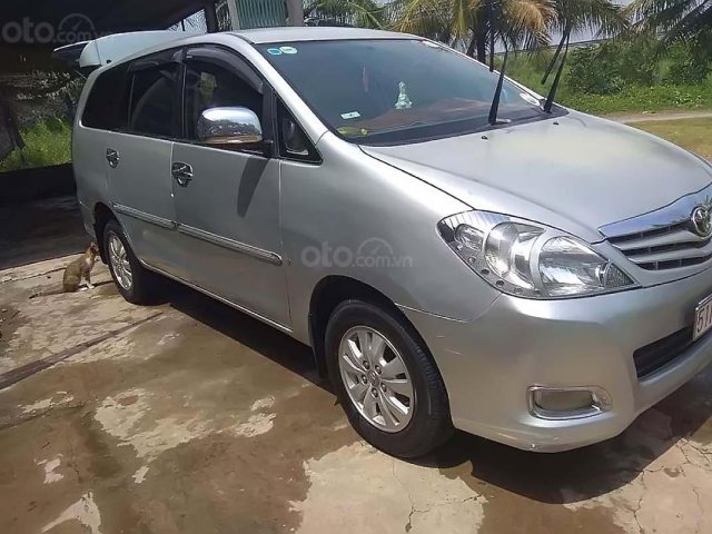 Bán ô tô Toyota Innova G MT sản xuất 2009, màu bạc số sàn