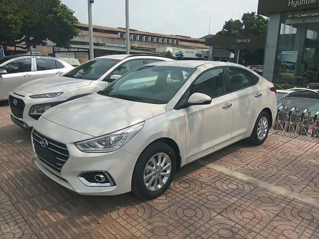 Bán Hyundai Accent 1.4 MT sản xuất năm 2018, màu trắng