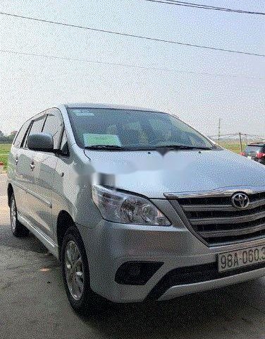 Bán Toyota Innova 2.0E MT 2014 số sàn0