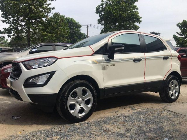 Xe Ford EcoSport MT 2019, màu trắng số sàn, giá 490tr