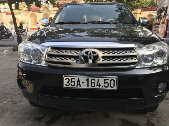 Cần bán lại xe Toyota Fortuner sản xuất năm 2010 giá cạnh tranh