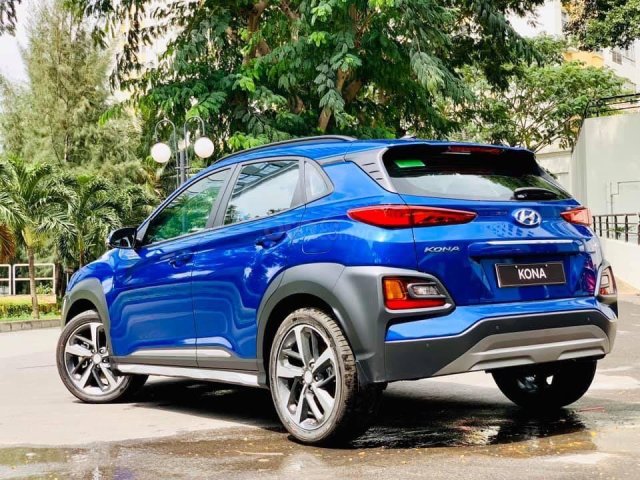 Bán ô tô Hyundai Kona đời 2019, màu xanh lam nhập khẩu nguyên chiếc giá 694 triệu đồng