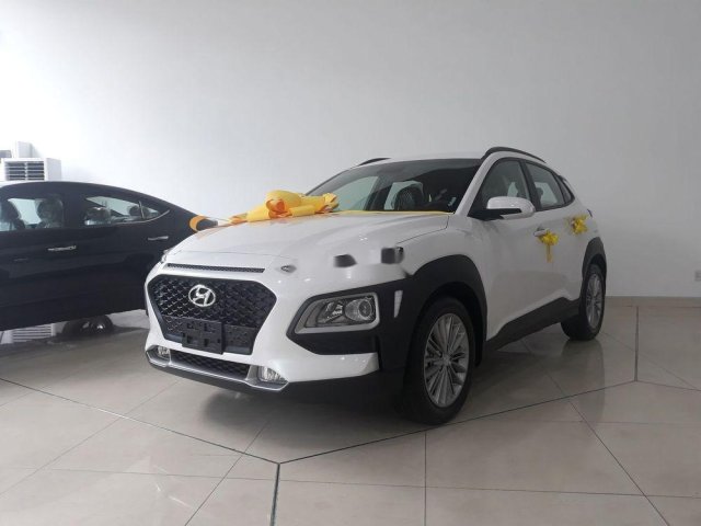 Bán Hyundai Kona 2.0AT 2019, màu trắng, ưu đãi hấp dẫn0