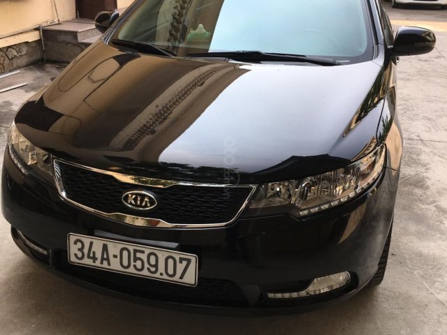 Cần bán xe Kia Forte S sản xuất năm 2013, màu đen, chính chủ0