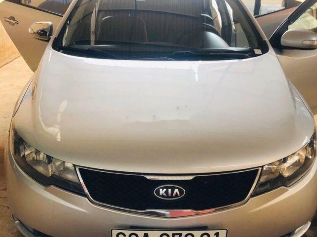 Cần bán xe Kia Forte năm 2010 giá cạnh tranh xe nguyên bản