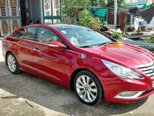 Bán Hyundai Sonata đời 2011, màu đỏ xe nguyên bản