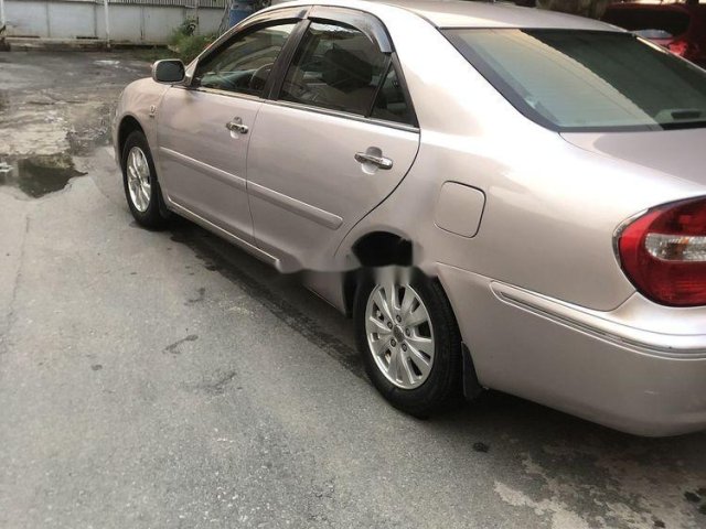 Cần bán xe Toyota Camry sản xuất năm 20030