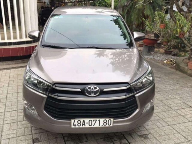 Bán Toyota Innova 2.0E MT 2018 số sàn, giá tốt