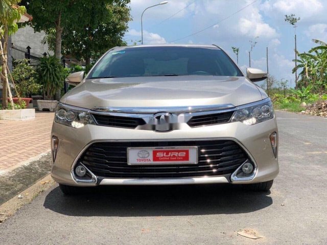 Bán ô tô Toyota Camry đời 2018 như mới0