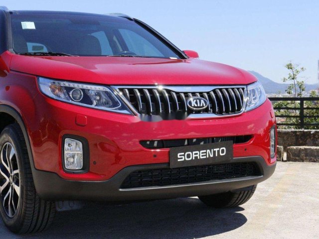 Cần bán xe Kia Sorento đời 2019, màu đỏ