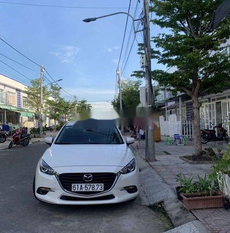 Bán Mazda 3 sản xuất năm 2019, màu trắng, xe nhập chính hãng0