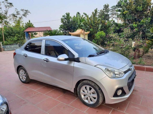 Bán Hyundai Grand i10 2015, màu bạc, nhập khẩu như mới, giá tốt