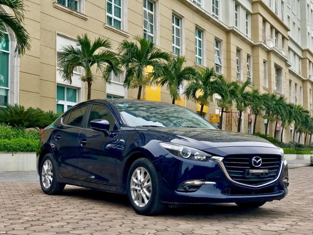 Bán Mazda 3 1.5 Facelift 2018, màu xanh lam