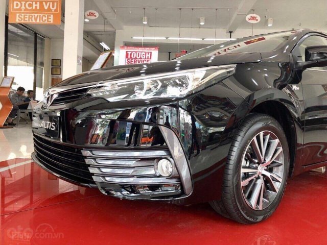 Cần bán nhanh chiếc xe ô tô Toyota Corolla Altis  1.8G CVT đời 2020, màu đen, giá cạnh tranh