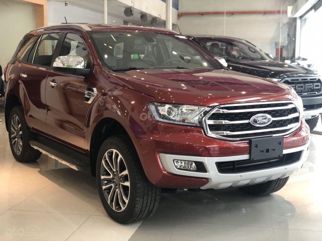 Bán xe Ford Everest giá bao rẻ, bao tốt, giao ngay