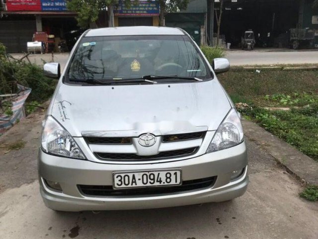 Bán Toyota Innova năm sản xuất 2008, màu bạc như mới