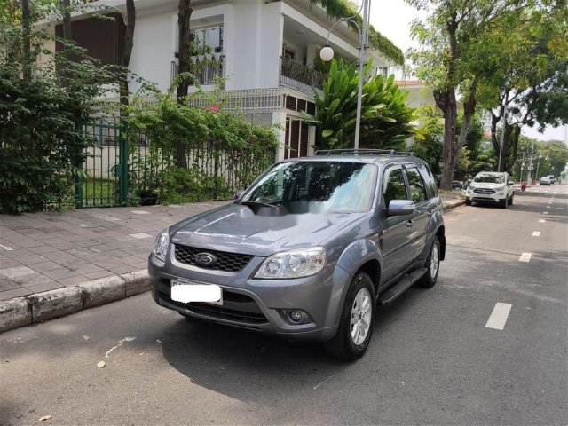 Cần bán xe Ford Escape đời 2010, số tự động, 410tr0