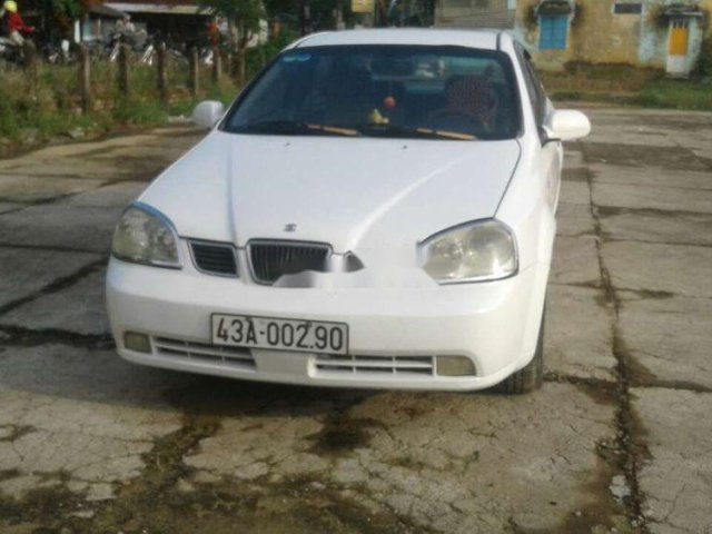 Cần bán xe Daewoo Lacetti đời 2005, màu trắng, nhập khẩu0