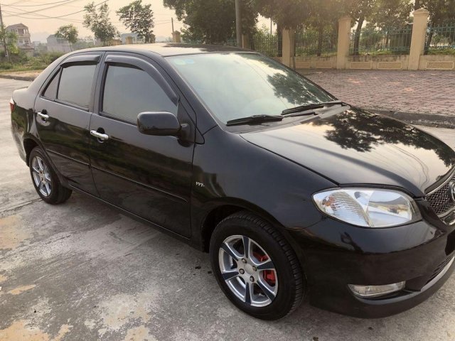 Cần bán Toyota Vios 2005, màu đen, xe gia đình