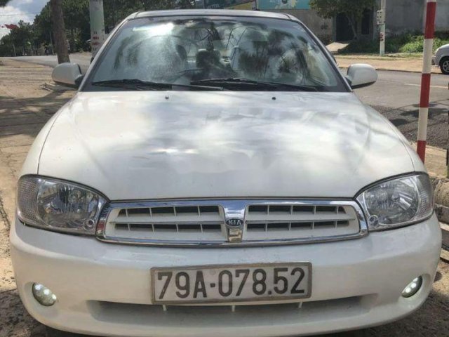 Bán Kia Spectra năm sản xuất 2004, màu trắng, 99tr