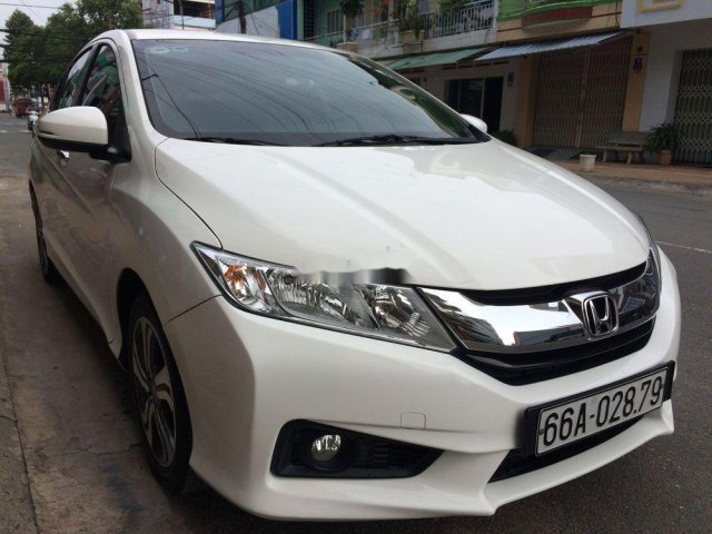 Bán xe Honda City sản xuất 2015, màu trắng, chính chủ