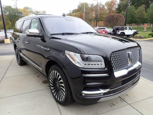 Tặng phụ kiện chính hãng khi mua chiếc Lincoln Navigator Black Label L, sản xuất 2019