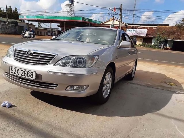 Bán Toyota Camry năm 2004, xe máy nổ êm ru0