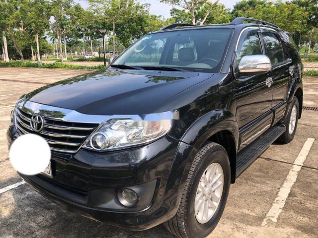 Cần bán xe Toyota Fortuner đời 2012 xe nguyên bản0