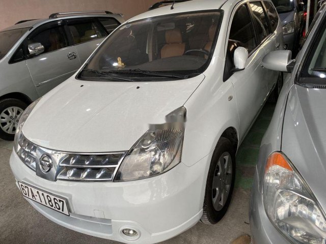 Bán xe Nissan Livina đời 2011, màu trắng, nhập khẩu nguyên chiếc số tự động