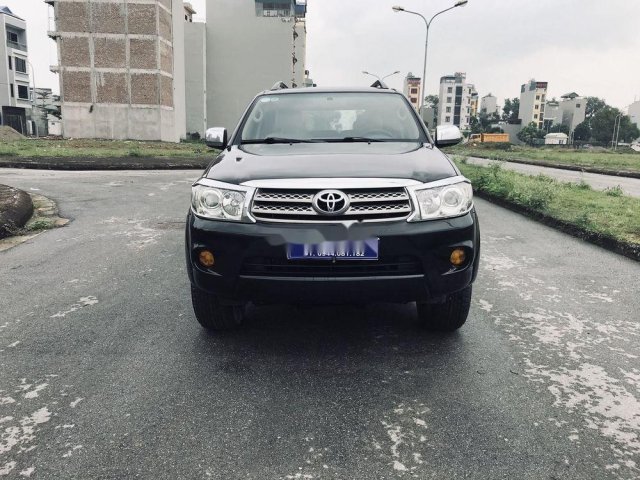 Bán ô tô Toyota Fortuner 2011, màu đen xe nguyên bản