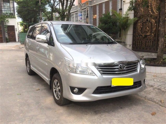 Cần bán Toyota Innova MT sx 2013, giá tốt