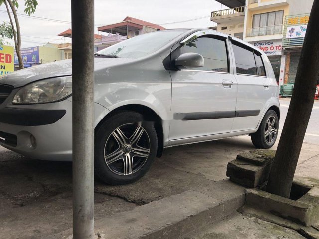 Cần bán Hyundai Getz năm sản xuất 2010, màu bạc, nhập khẩu chính hãng0