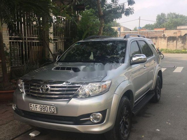 Bán xe Toyota Fortuner năm 2016 chính chủ, giá 785tr