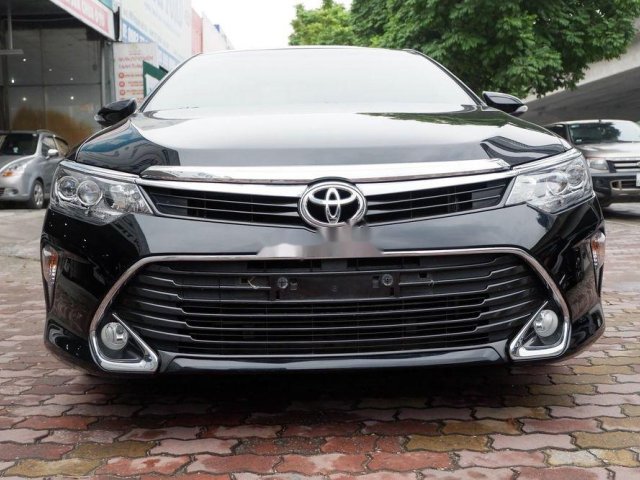 Bán Toyota Camry sản xuất năm 2018 xe nguyên bản