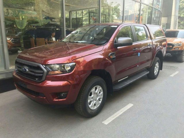 Cần bán Ford Ranger sản xuất năm 2019, màu đỏ, nhập khẩu nguyên chiếc chính hãng