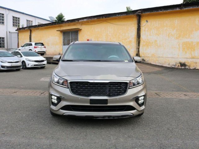 Bán xe Kia Sedona năm sản xuất 2019, nhập khẩu, giá tốt