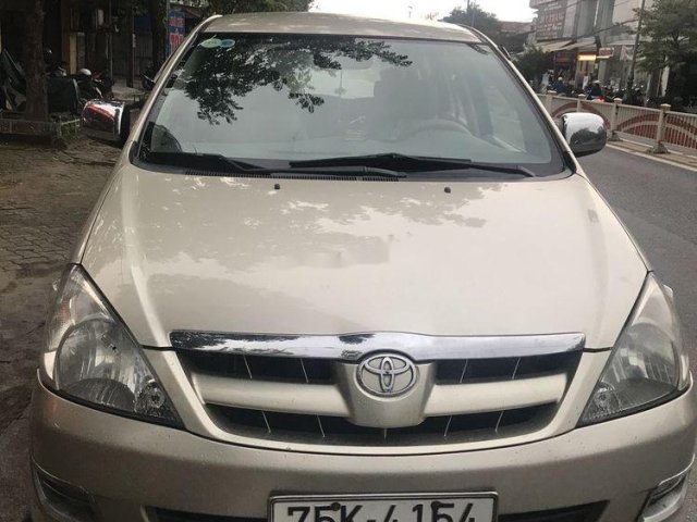 Bán xe Toyota Innova năm sản xuất 2006 xe gia đình, 295 triệu