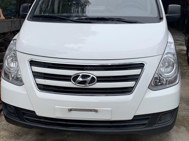 Xe cứu thương Hyundai Grand Starex 2016